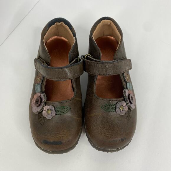 TKS Girls Donna Mary Janes Brown Shoes size 8 22312 3D Flowers - Picture 7 of 10